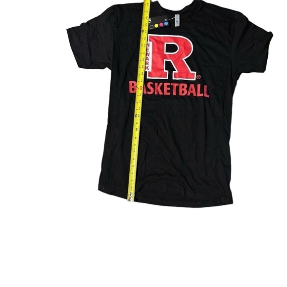 NEW Rutgers Basketball Men’s Short Sleeve T Shirt Black Red NWT Size Medium - Picture 6 of 9